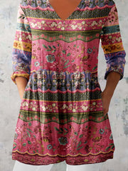Women's Pellis Pattern V-neck Top